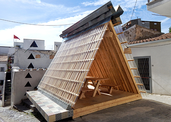 Equilatera, a pavilion in scraps of X-LAM for the courtyards of Farm Cultural Park (credit: Politecnico di Milano)