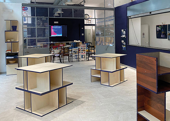Set up of the Surpluse Reuse and Repair Centre in Via Bologna (2023/2024), designed by the DAD (UniGe) and AMIU. AGATHÓN 15 | 2024